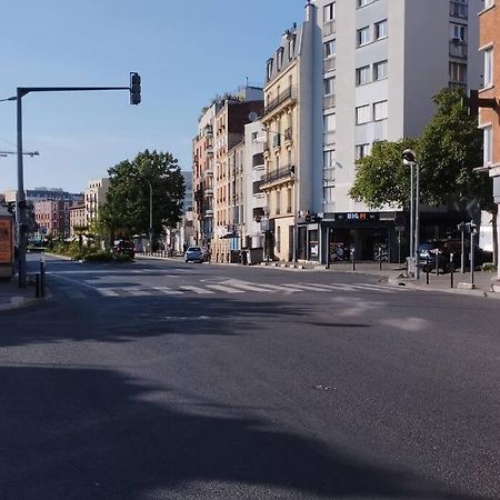 Joli Appart A 10 Minutes De Paris En Metro - Parking Offert Saint-Ouen  ภายนอก รูปภาพ