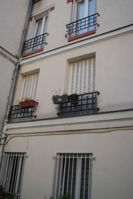 Joli Appart A 10 Minutes De Paris En Metro - Parking Offert Saint-Ouen  ภายนอก รูปภาพ