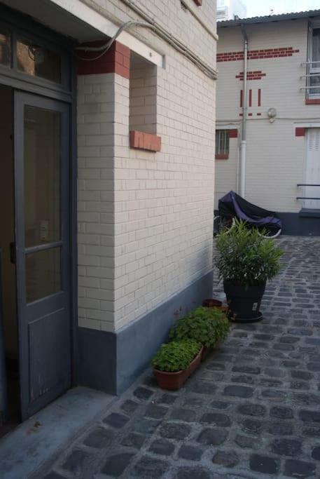 Joli Appart A 10 Minutes De Paris En Metro - Parking Offert Saint-Ouen  ภายนอก รูปภาพ