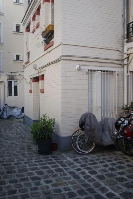 Joli Appart A 10 Minutes De Paris En Metro - Parking Offert Saint-Ouen  ภายนอก รูปภาพ